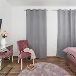 Casa vacanze In With Sauna *