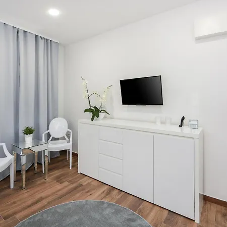 In With Sauna * Zára