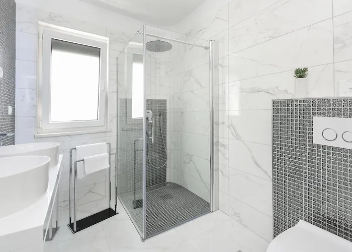 Dom wakacyjny In With Sauna *