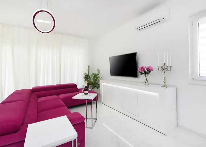 Dom wakacyjny In With Sauna