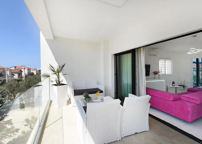 Dom wakacyjny In With Sauna *